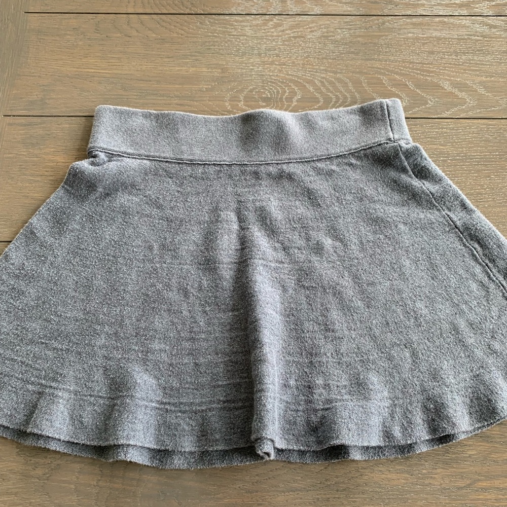 Aritzia tulula mini skirt